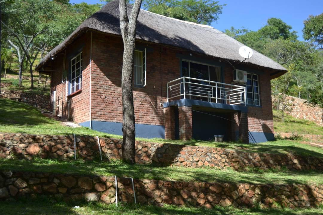 Mudziyashe Resort Lodge Harare Esterno foto