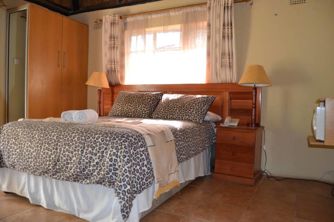 Mudziyashe Resort Lodge Harare Esterno foto